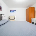 Casa Sauro 10 펜션 아볼라